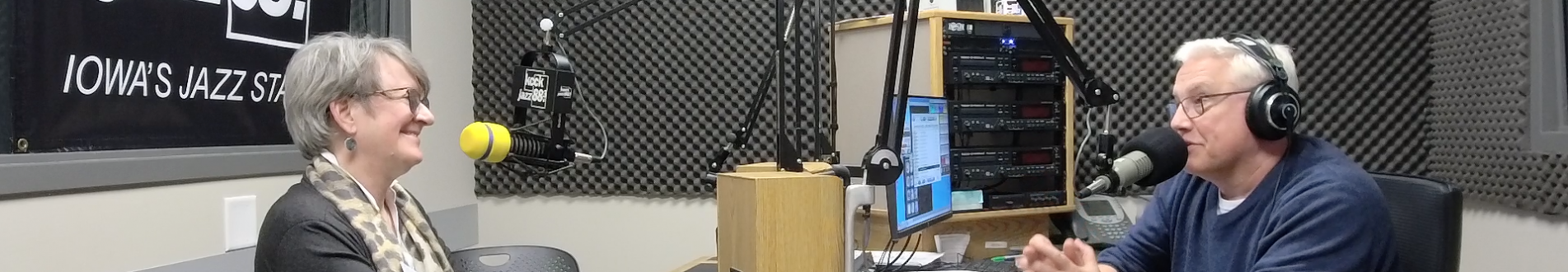 808