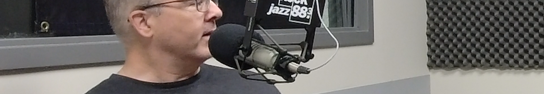817