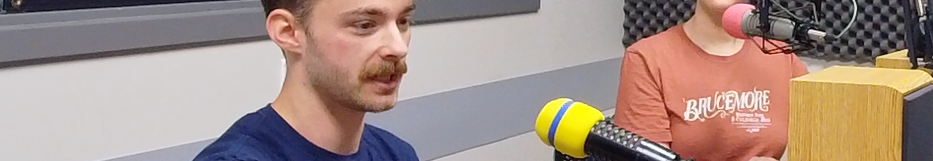963