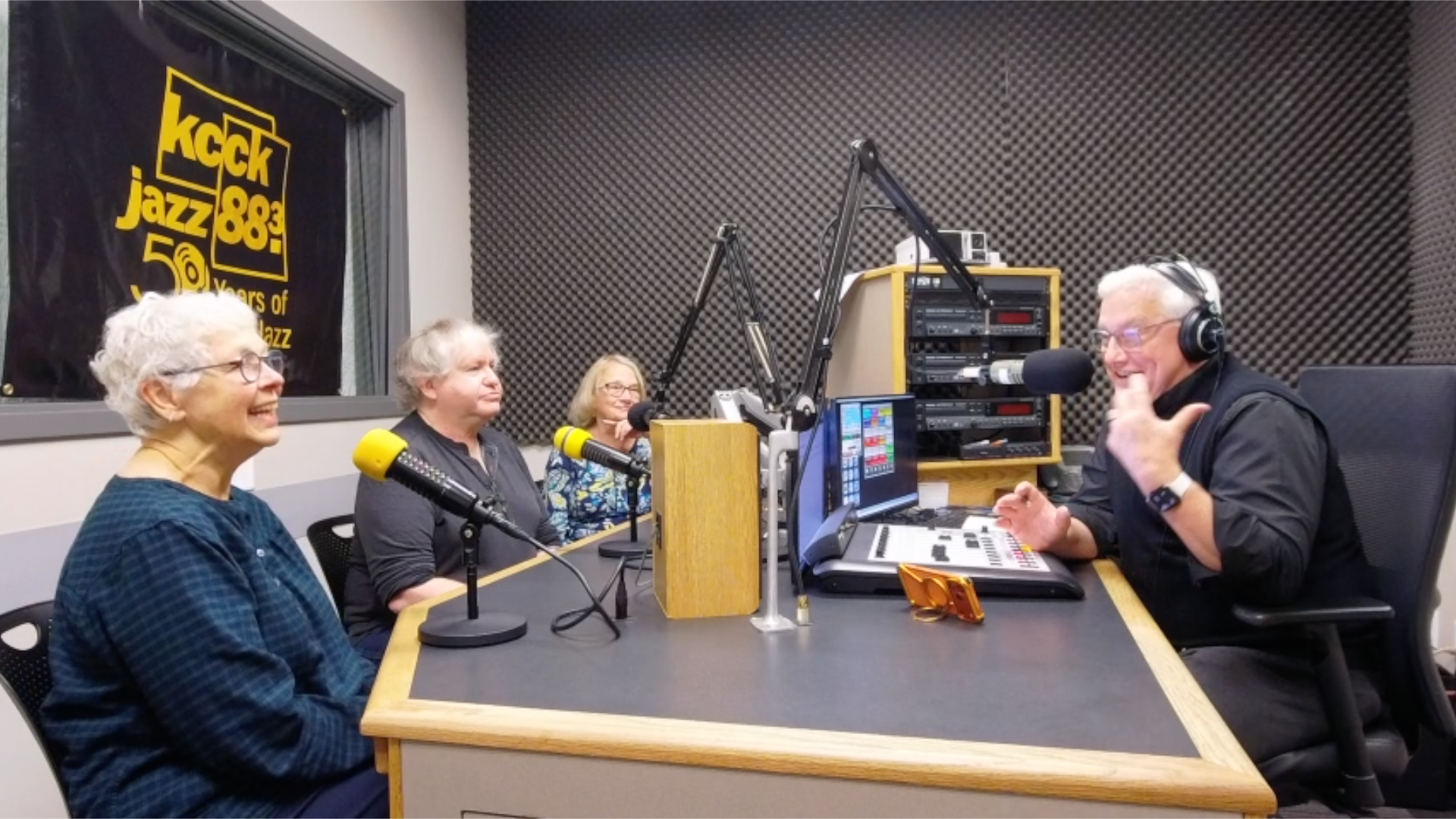 Culture Crawl 1147 “As One Does”